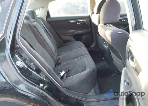 2013 Nissan Altima 2.5 Sv z USA, uszkodzony, nr VIN 1N4AL3AP7DC126908